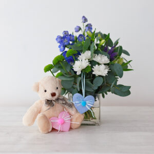 Baby vase with teddy